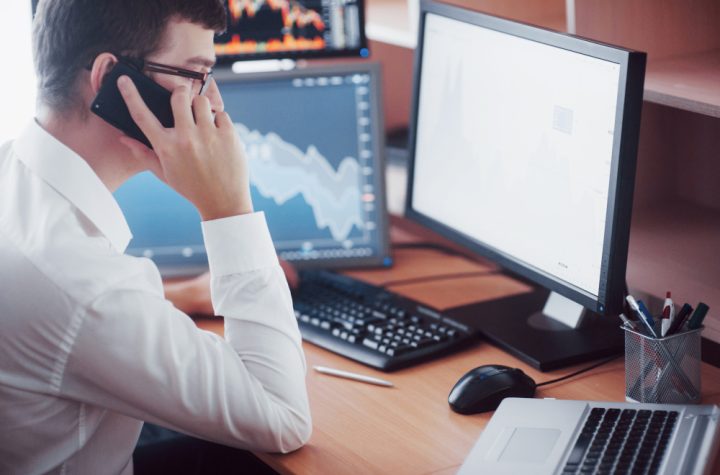 Broker saham
