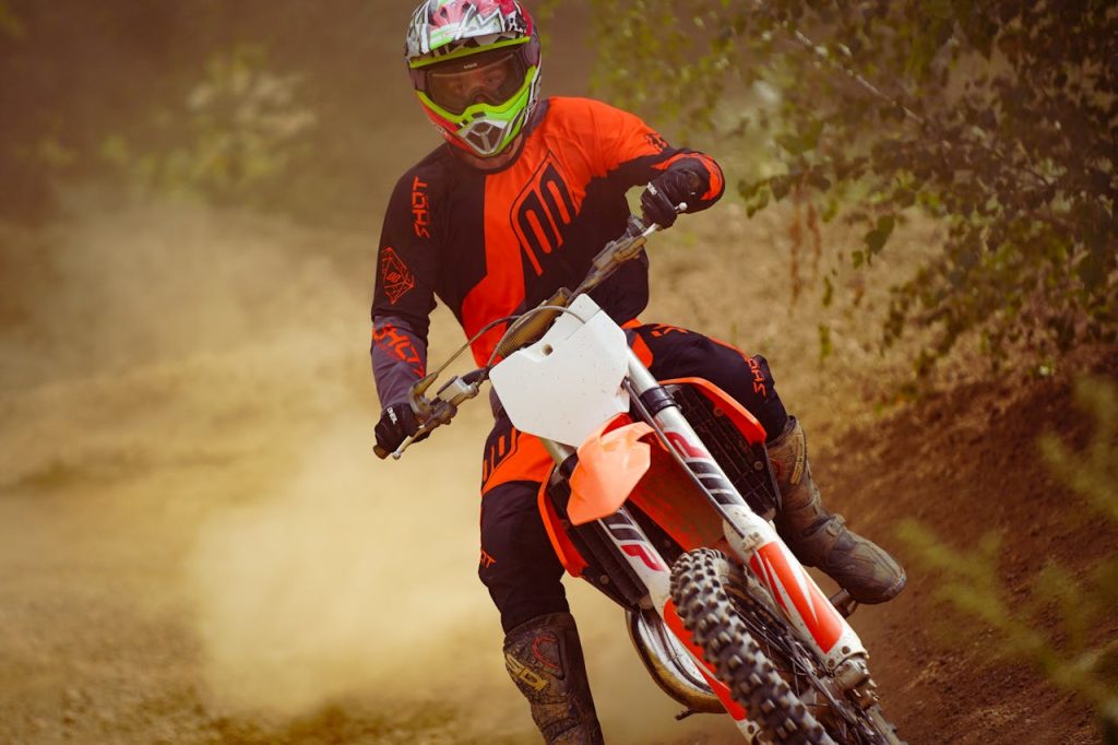 kelebihan motor trail
